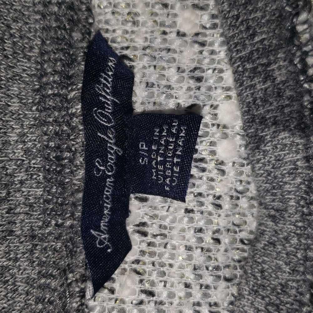 American Eagle Outfitters S / P Gray  White Black Gold Pullover Sweater - Picture 3 of 11